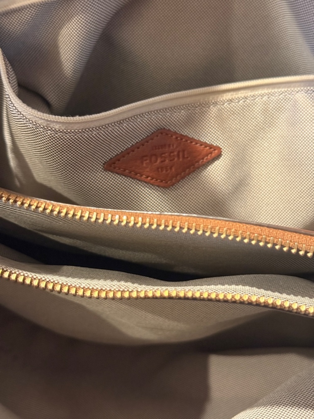 Fossil Cognac Pebbled Leather Shoulder Bag with Gold Key Charm - Picture 7 of 8